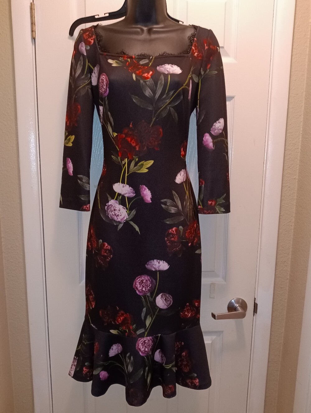 NWT Erin Fetherston Classy Floral Black Midi Dress Square Neck Flattering